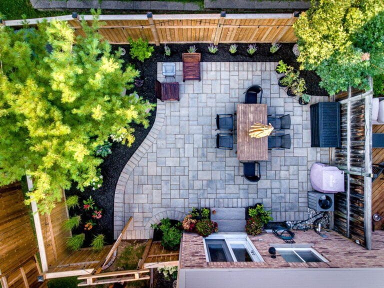Back yard stone patio in Waterdown Ontario