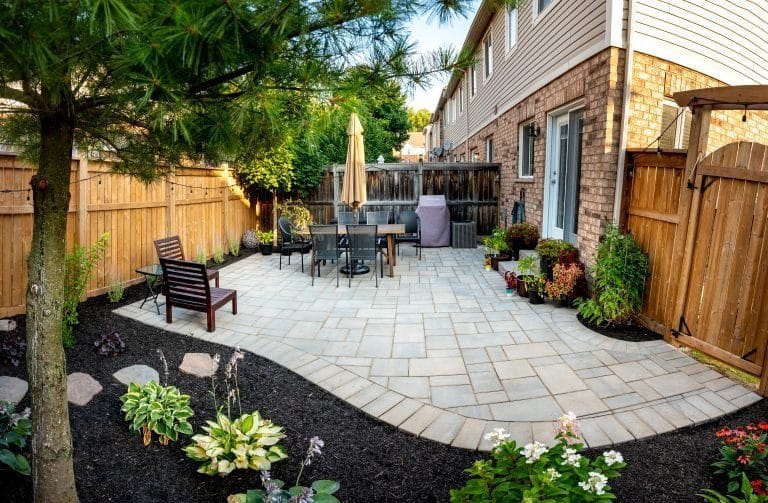 Back yard stone patio in Waterdown Ontario