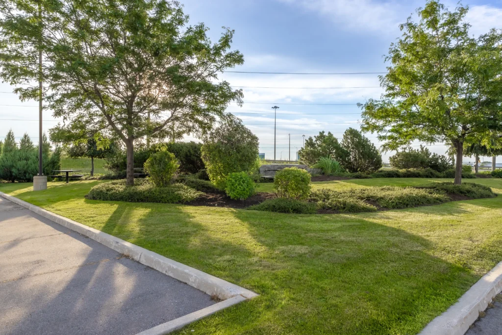 Creative Concepts Commercial Landscaping in Oakville Ontario