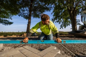 Creative Concepts Landscapes team member working in Oakville Ontario