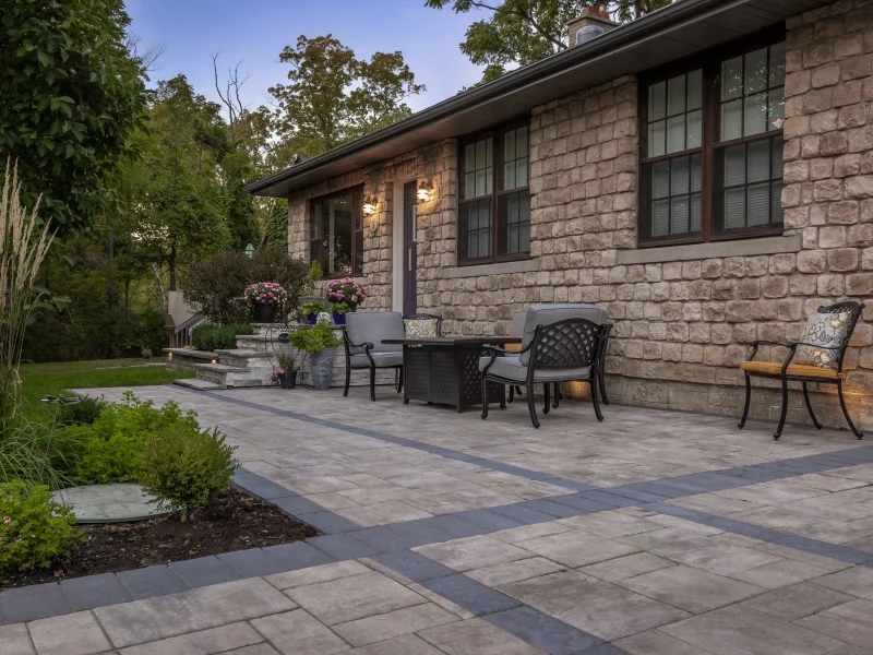 Interlock drive by Creative Concepts in Ancaster Ontario, near Hamilton, Dundas, Burlington, Oakville, Brantford.
